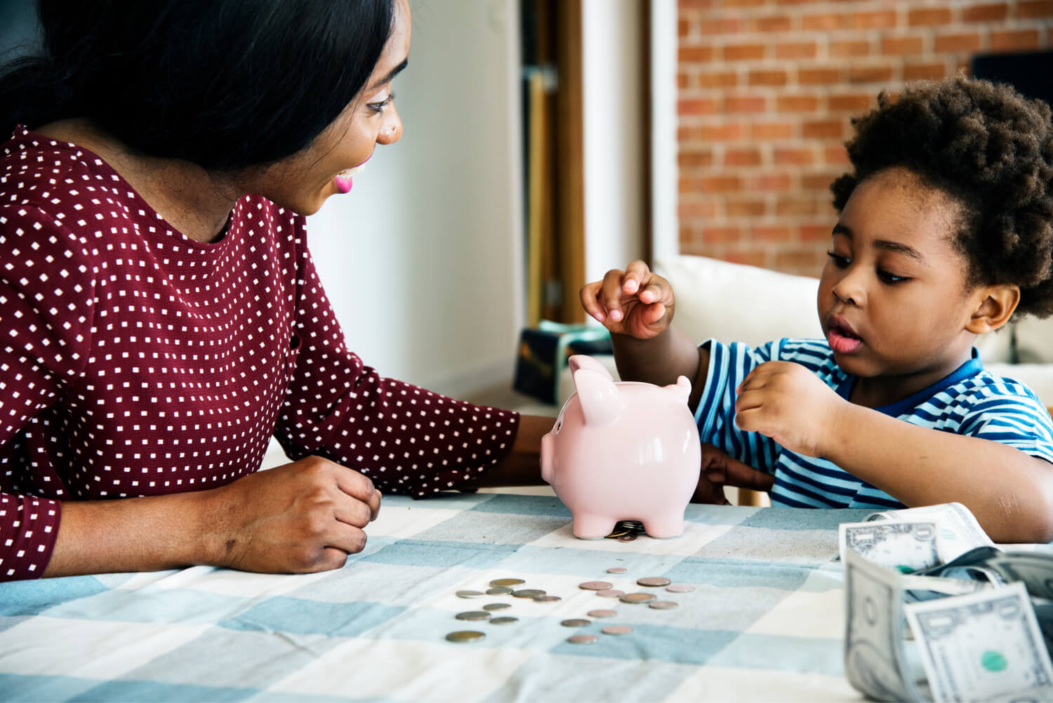 8 Easy Ways To Teach Your Kids About Money - Access Bank Blog